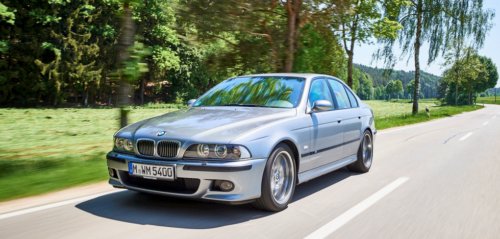 bmw-m5-e39-04-67371dcd53b19.png