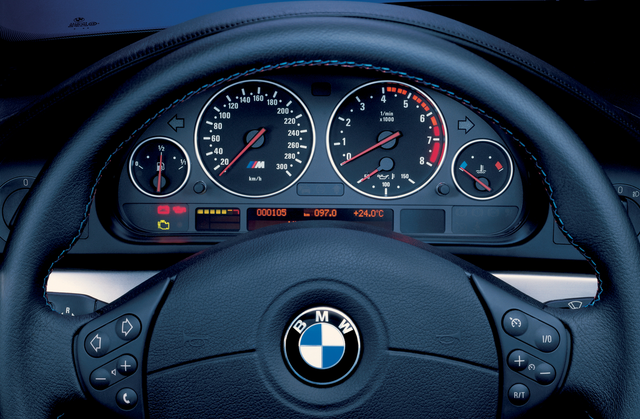 bmw-m5-e39-07-67371e5d4e78a.png