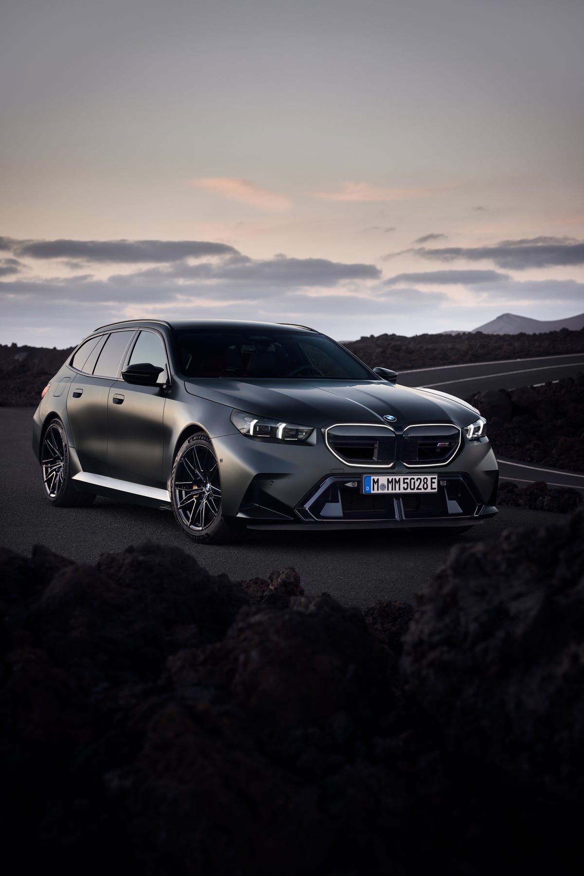 BMW M5 Touring with long roof is the first M-Car station wagon for the USA