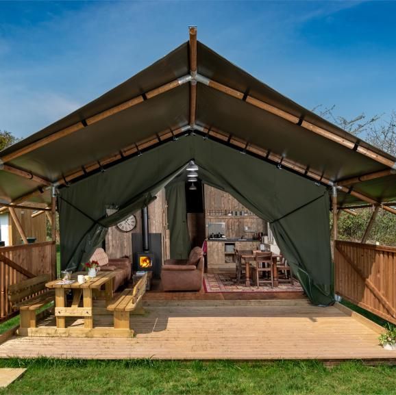 glamping lodge, brecon beacons