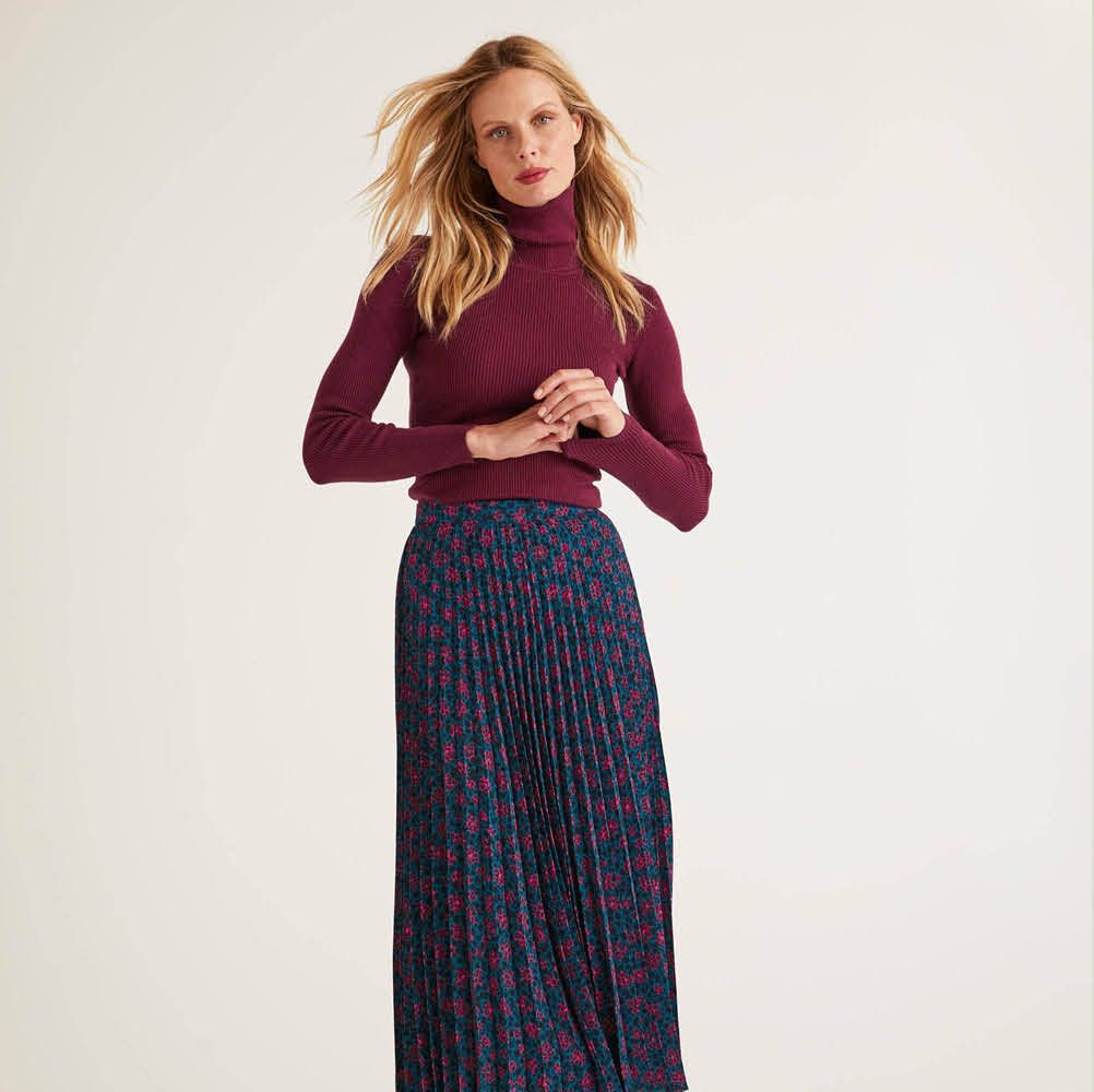Boden skirt features a stylish autumnal twist on the animal print