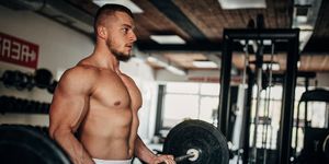 body builder training in gym