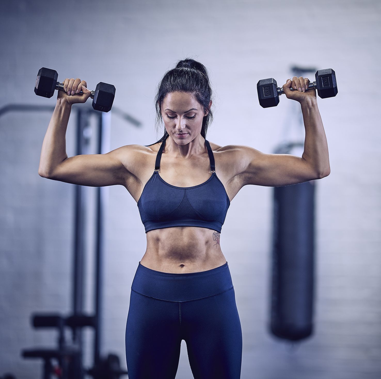 chest exercises with dumbbells for women