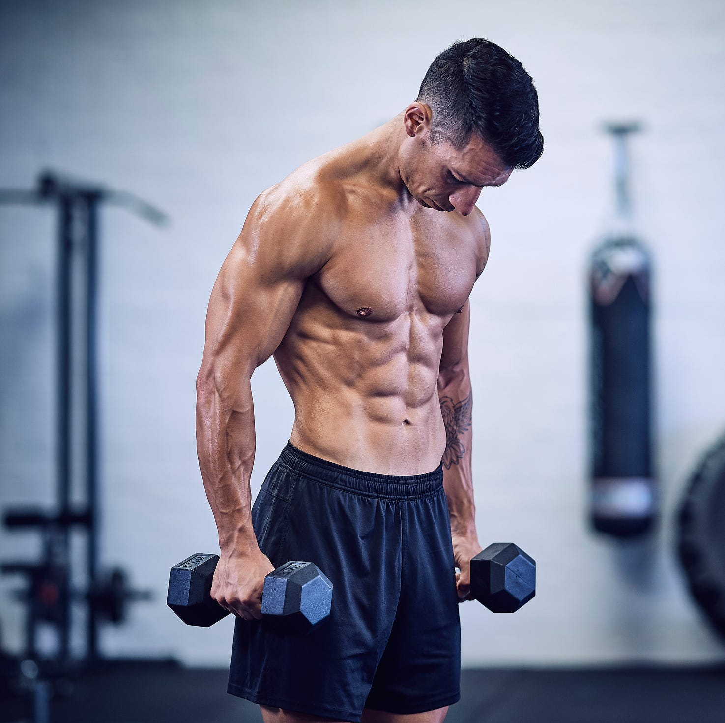 You Might Be Sabotaging Gains If You Use the Same Rep Range Every Time