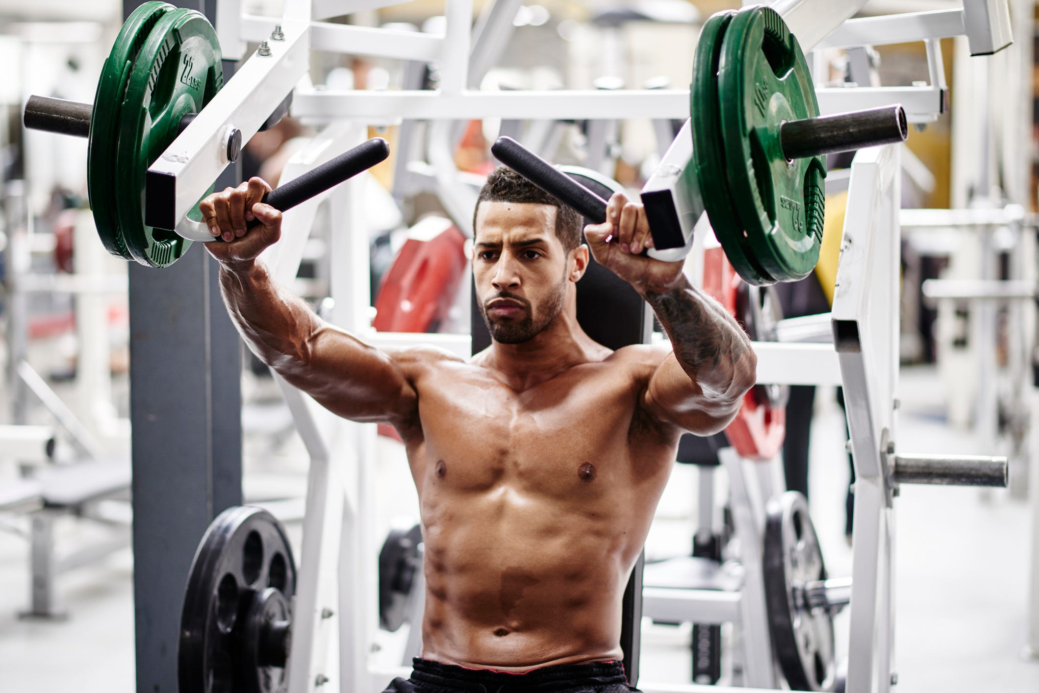 5 Reasons Why the Weight Machines At The Gym Aren't Worth It