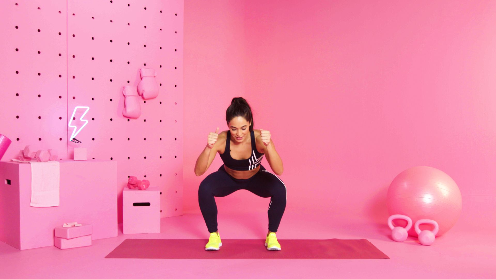 The 20-Minute Bodyweight Workout That Will Tone Your Entire Bod