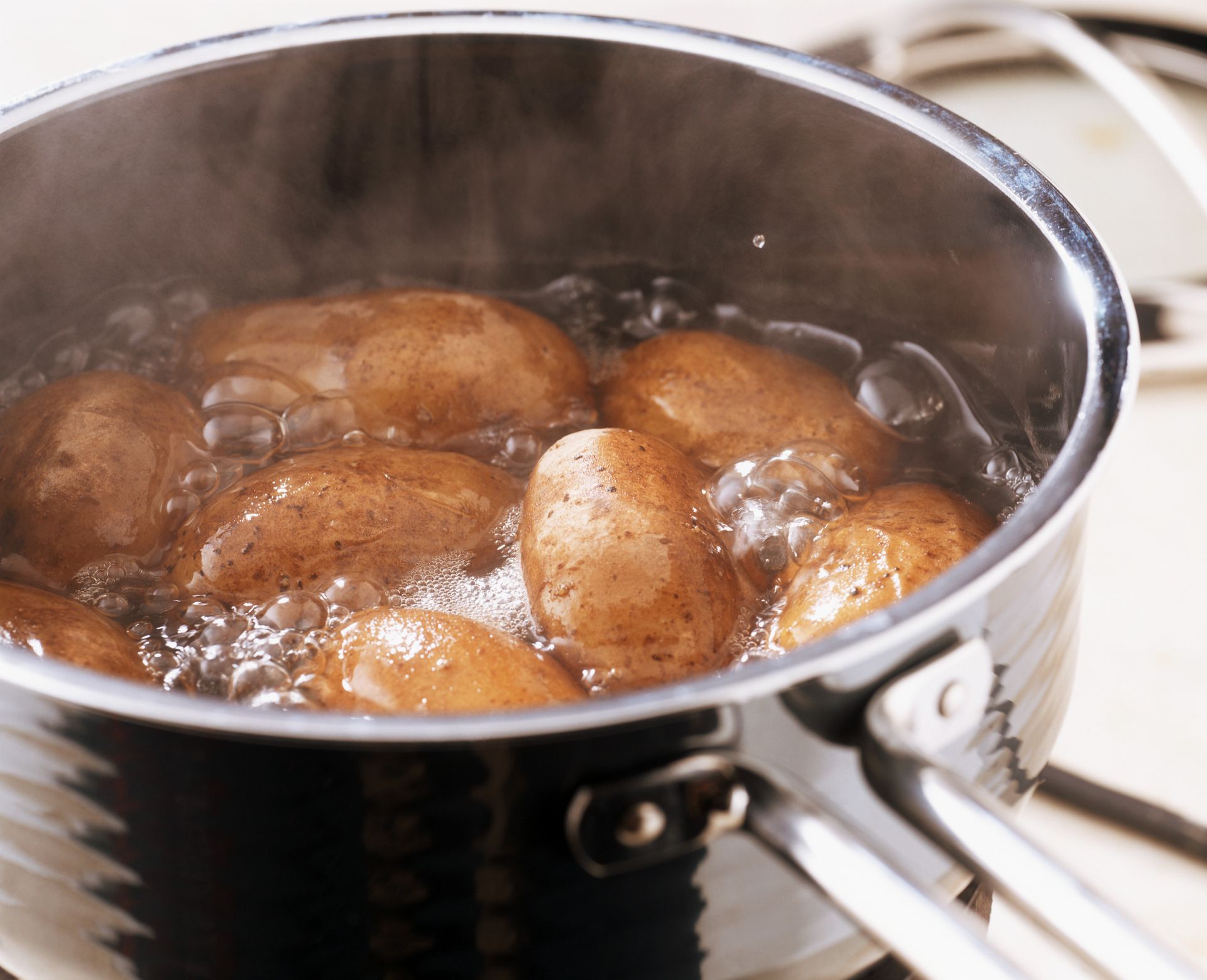 How to use OXO stock cubes properly – DON'T crumble them into the pan