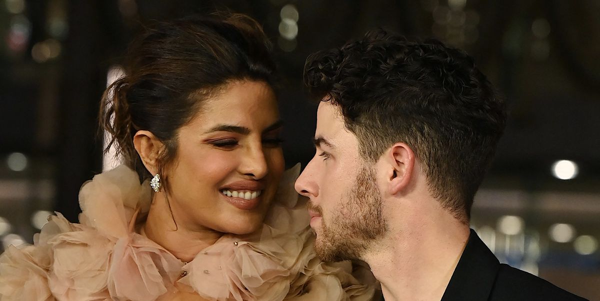 1200px x 603px - Priyanka Chopra Wears Nude Gown With Nick Jonas at Mumbai Cultural Centre  Opening