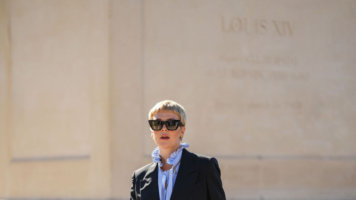 Qué poco tardarás en amar (y querer llevar) el nuevo bolso de Louis Vuitton  que ha conquistado ya a las mujeres más elegantes de la moda