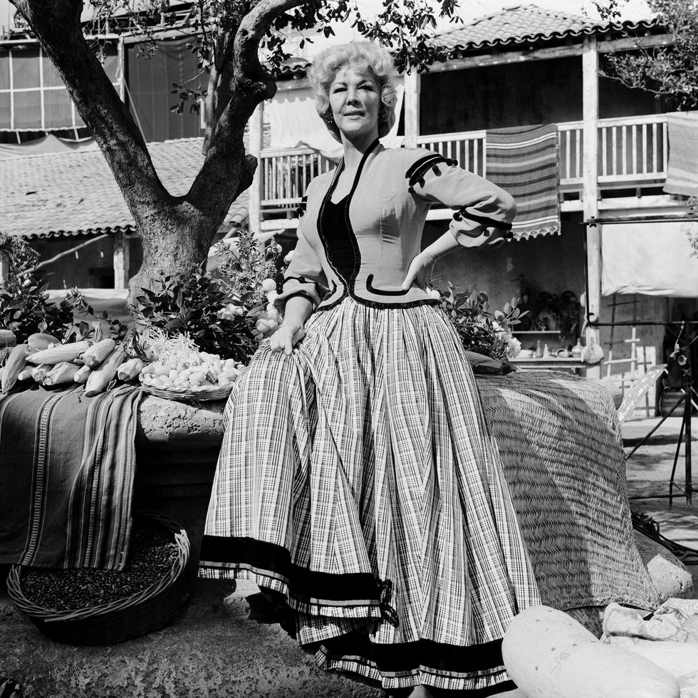 bonanza "the fugitive" episode 20 pictured: veda ann borg as beulah photo by: nbc/nbcu photo bank
