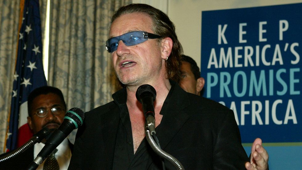 bono calls on u.s. to keep promise to aid africa