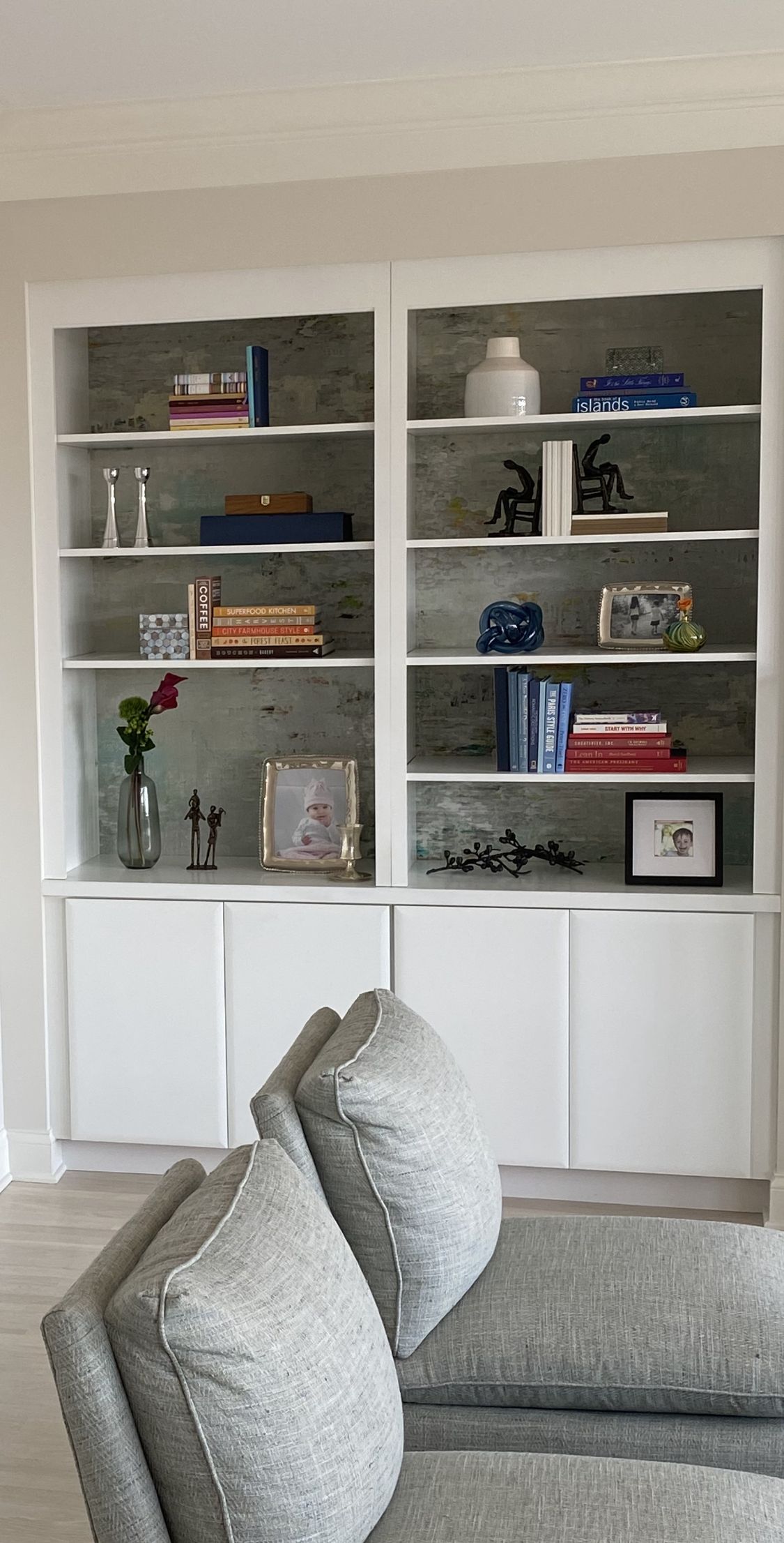 BiblioLifestyle - Bookshelf Organization: 10 Ways To Organize Your  Bookshelves