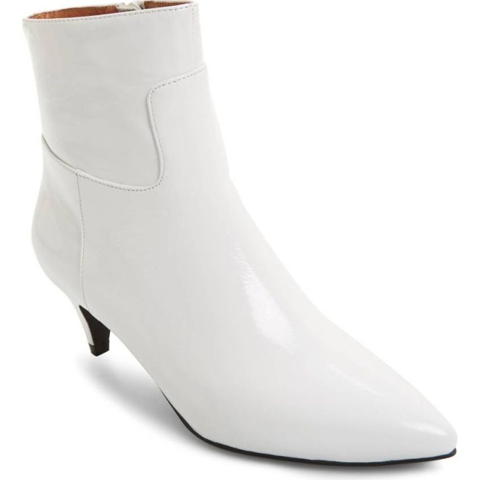 Footwear, White, Shoe, High heels, Boot, Beige, Leg, Leather, Court shoe, 