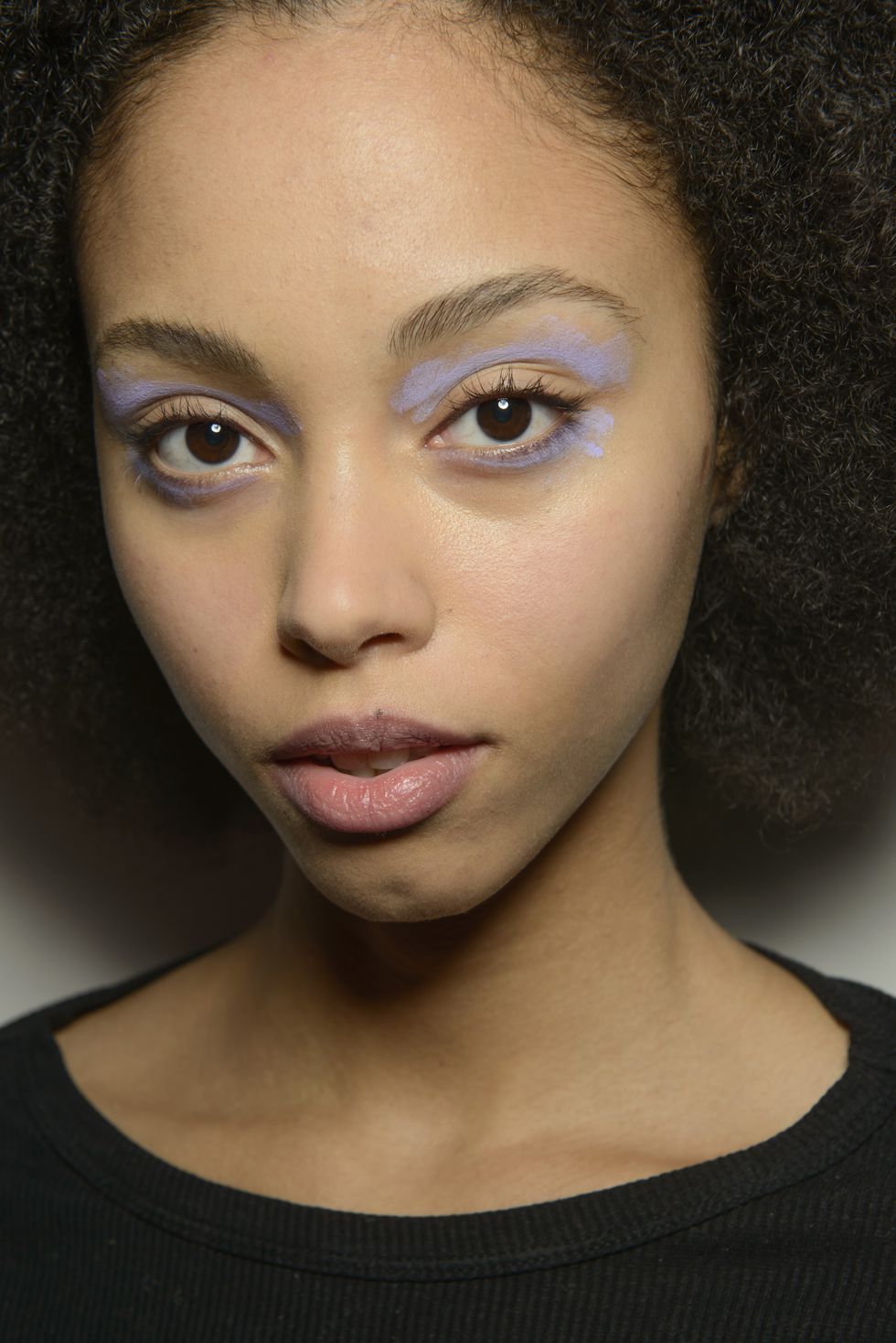 Louis Vuitton's Fall 2018 Makeup Look Features Colorful Abstract Eyeliner