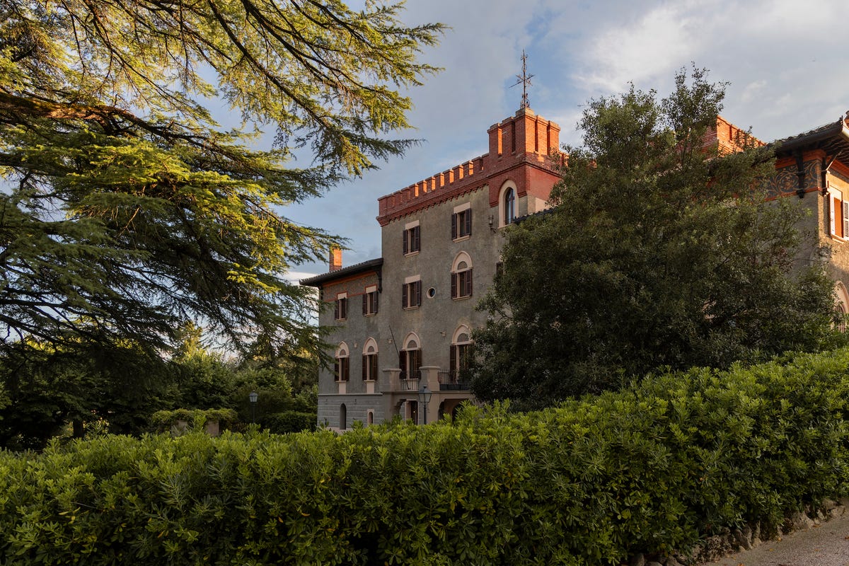 Il country resort nella campagna umbra | Elle Decor