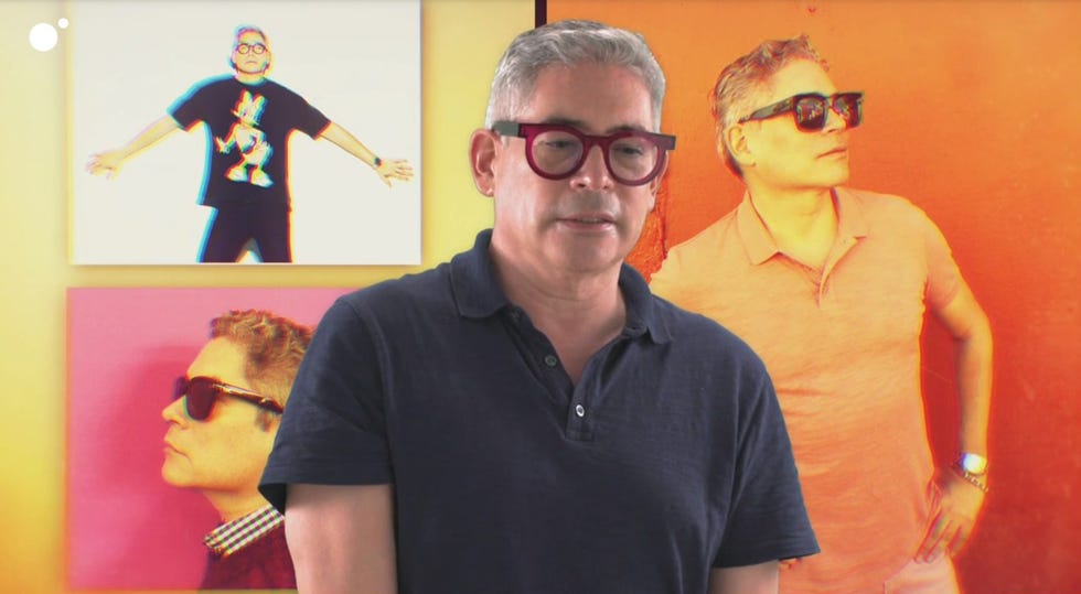 boris izaguirre supera su miedo al fuego en el programa los miedos de