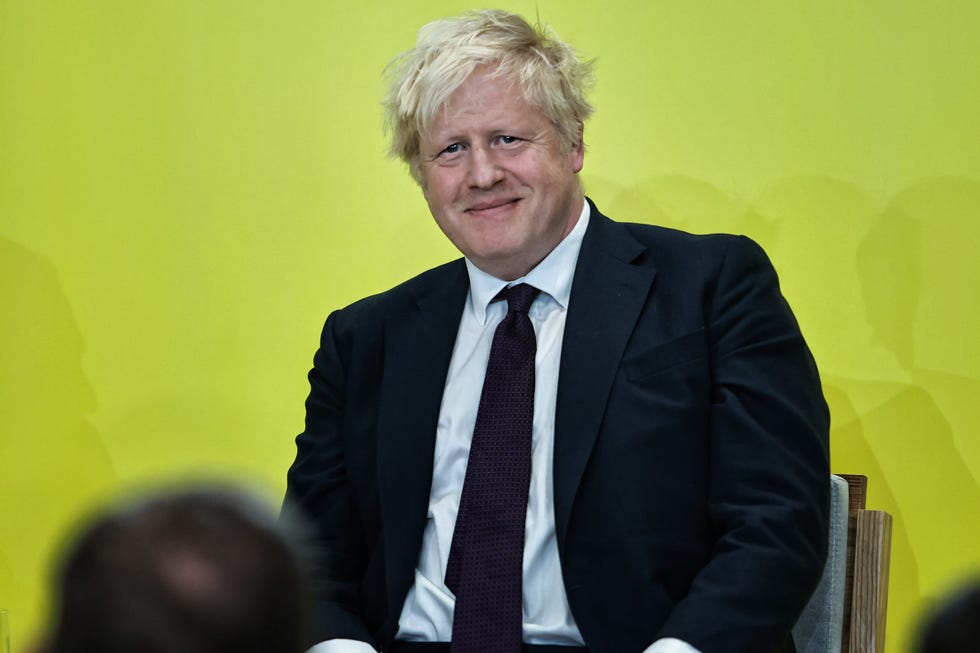 boris johnson at the yalta european strategy meeting held in kyiv