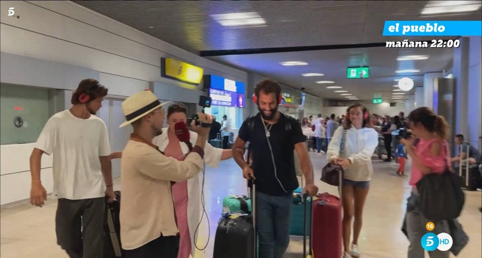 bosco asraf y adara en barajas supervivientes