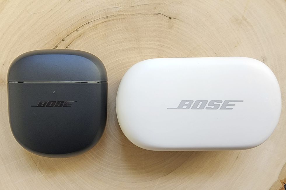 charging cases of bose earbuds