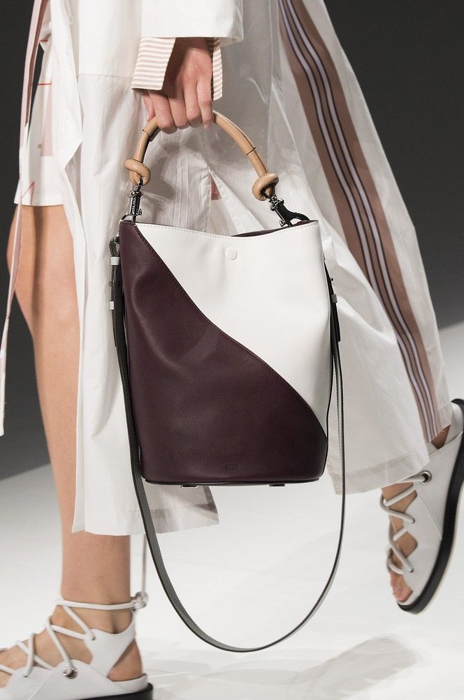 White, Product, Shoulder, Fashion, Bag, Handbag, Fashion accessory, Footwear, Hobo bag, Dress, 