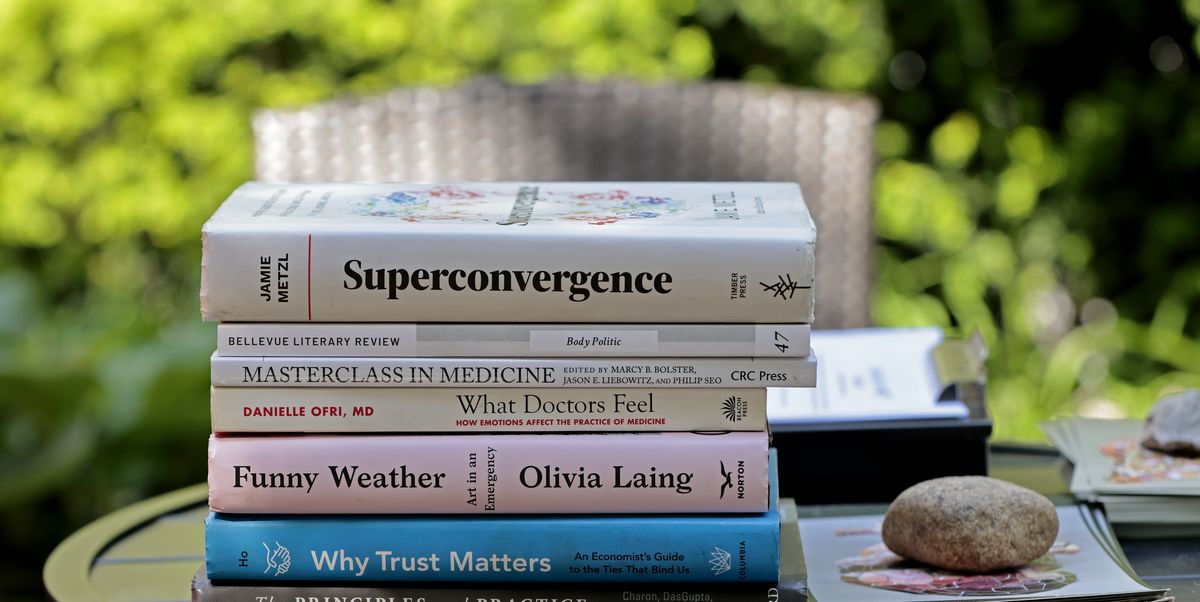 Cuatro libros imperdibles para este verano