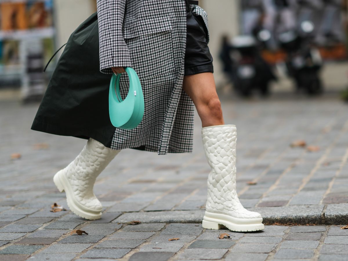 Cómo botas blancas, la tendencia invierno