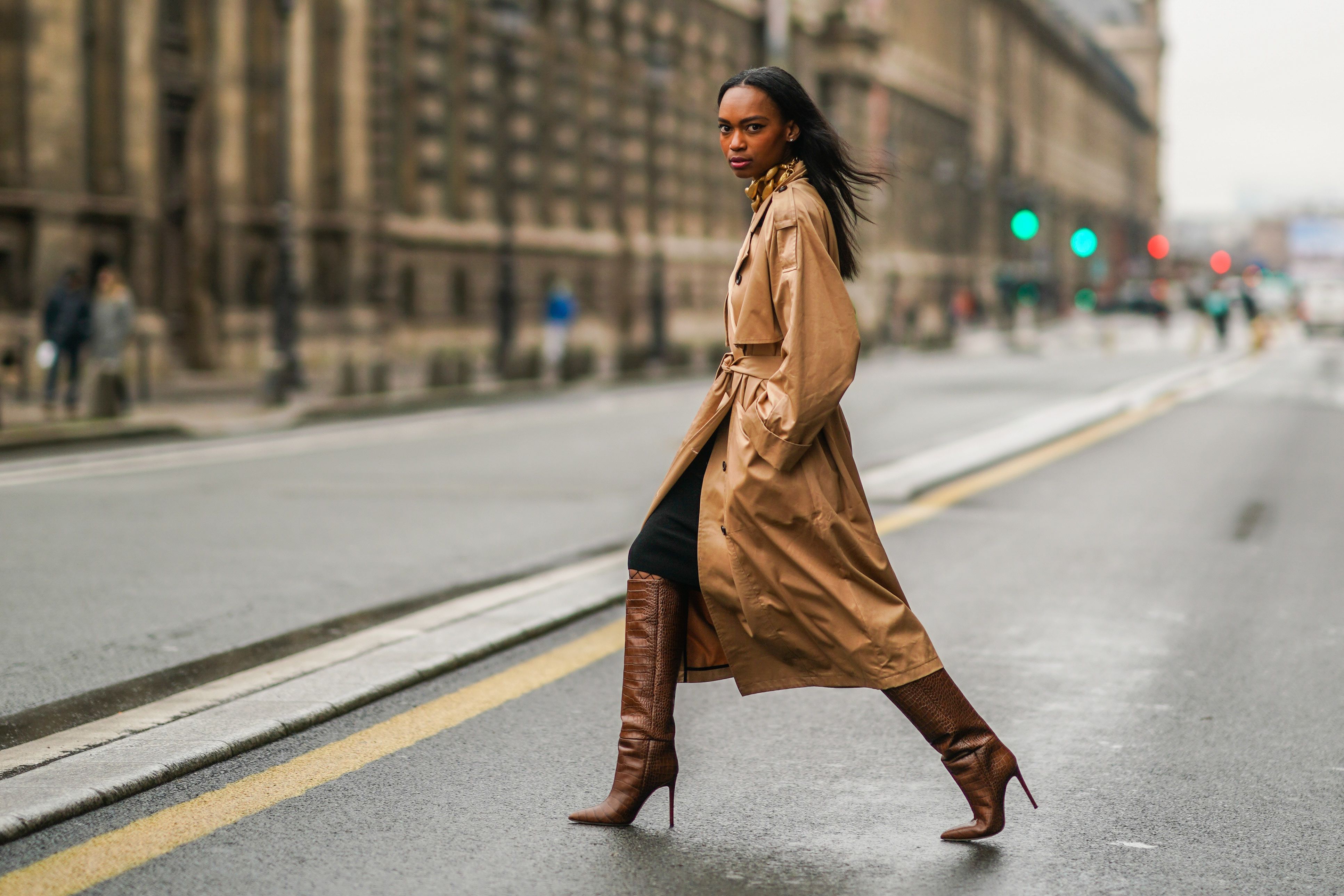 12 botas de mujer bonitas que son tendencia esta temporada