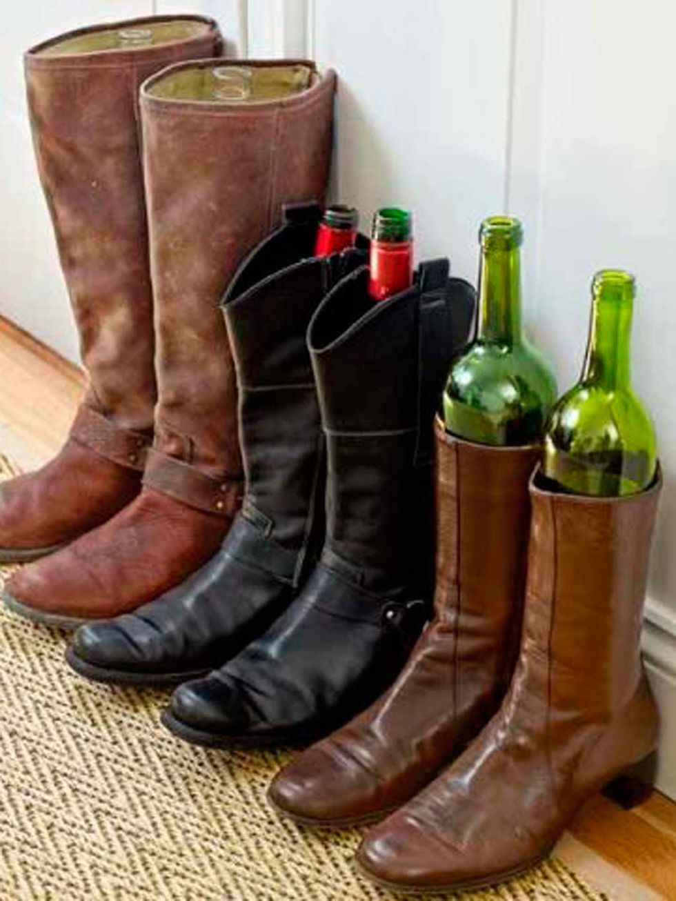 Footwear, Boot, Shoe, Brown, Durango boot, Riding boot, Cowboy boot, Leather, Rain boot, 
