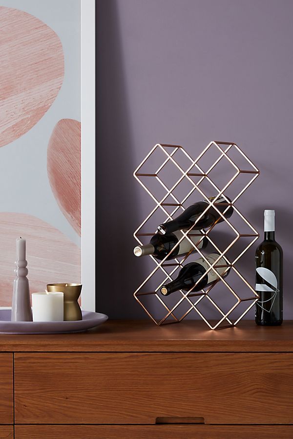Almacena y guarda tus vinos en elegantes y modernos botellero pared