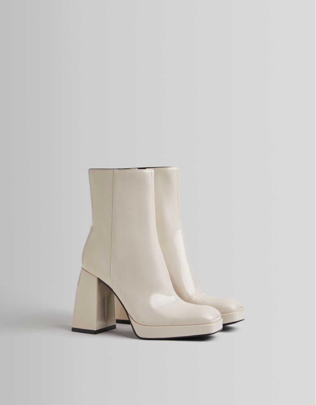 Bershka 2025 botines blancos