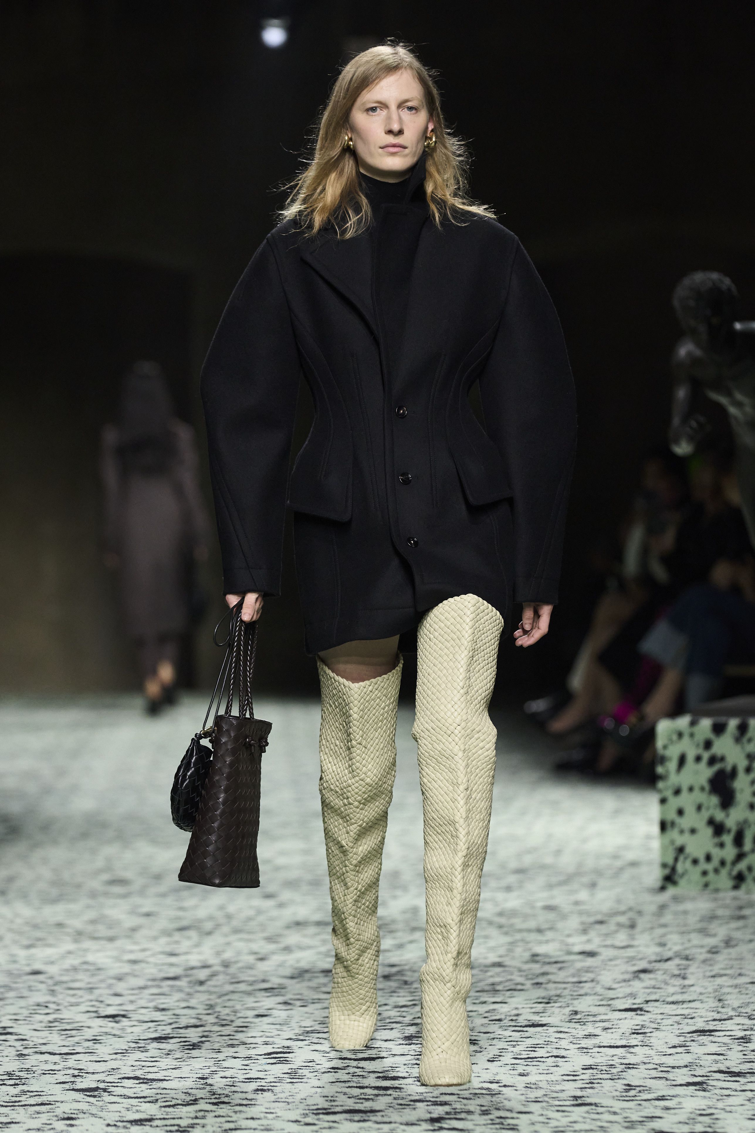 ボッテガ・ヴェネタ（BOTTEGA VENETA）2023秋冬コレクション