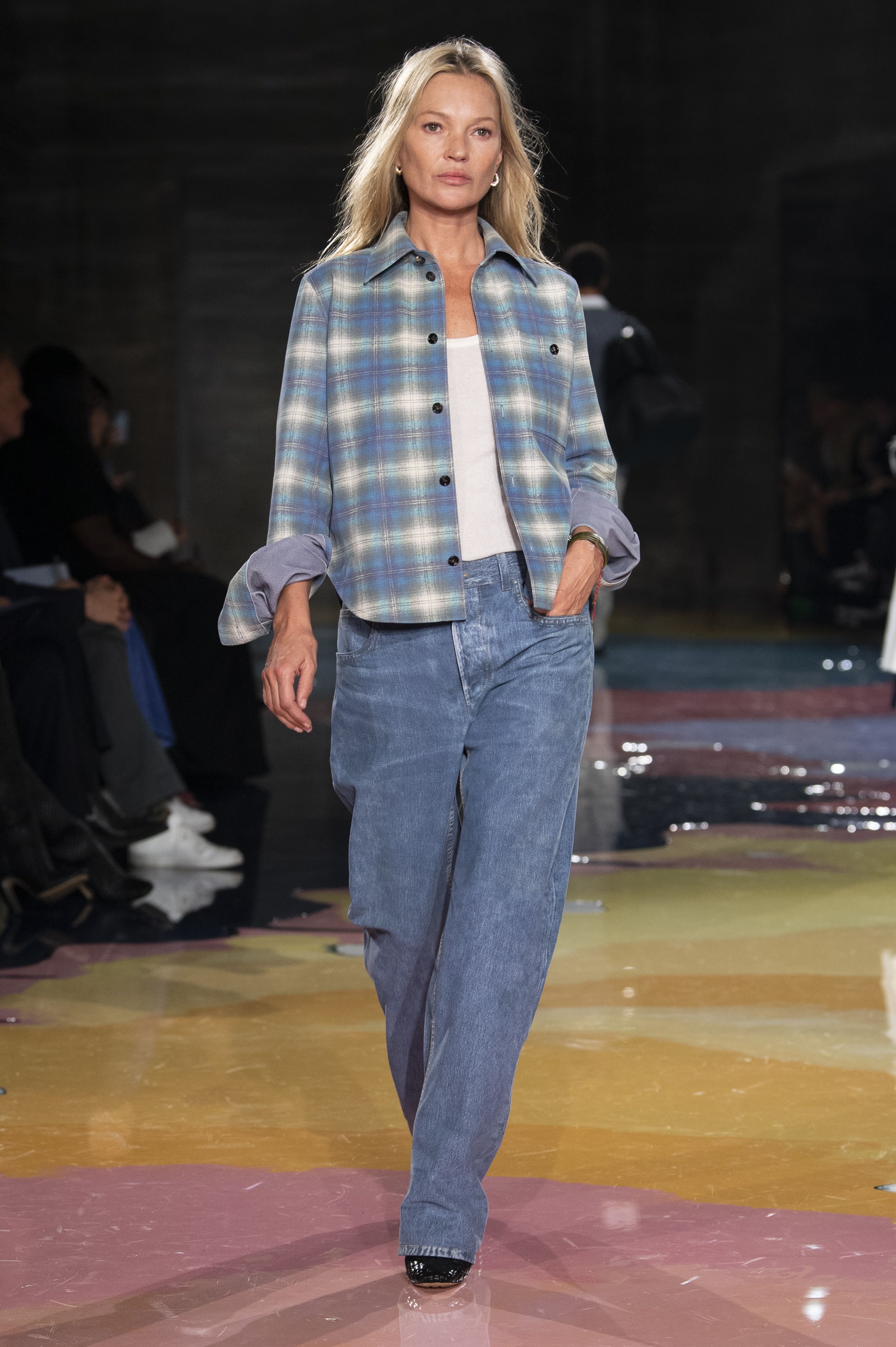 Giacca di jeans Primavera 2023: i modelli da avere nell'armadio