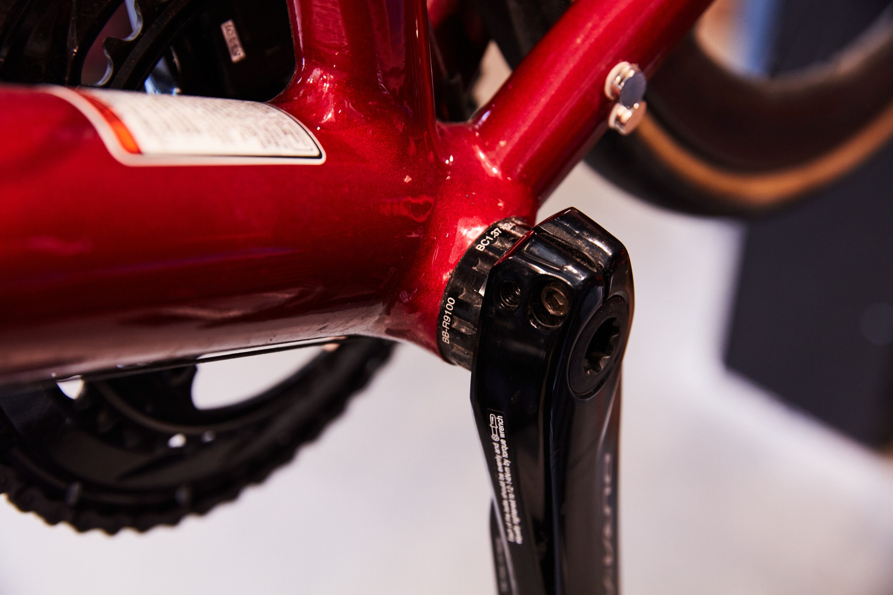How to remove press-fit bottom bracket bearings in 12 easy steps