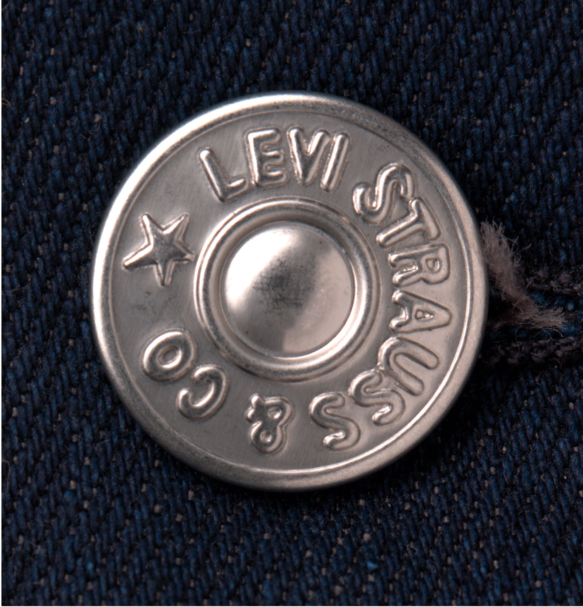 Come sono nati i jeans Levi's 501, ecco la storia della tendenza