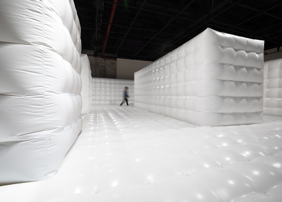 White, Inflatable, Architecture, Games, Ceiling, Recreation, Igloo, Paper, Sculpture, 