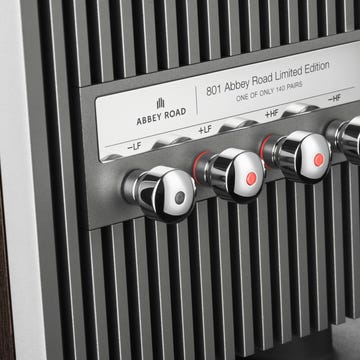 bowers wilkins 801 Abbey Road Limited Edition primer plano de los controladores de un altavoz bowers wilkins 801 abbey road limited edition