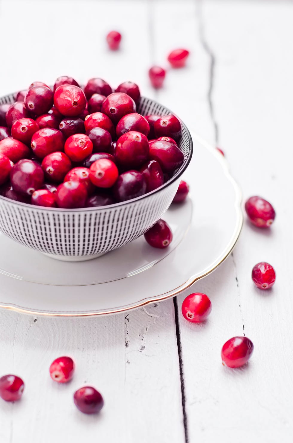 bowl of fresh cranberries