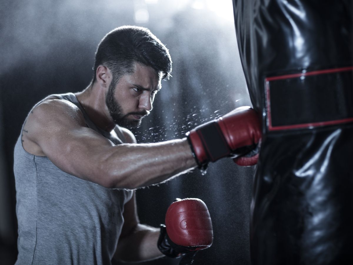 30 Minute Heavy Punching Bag Workout and Drills