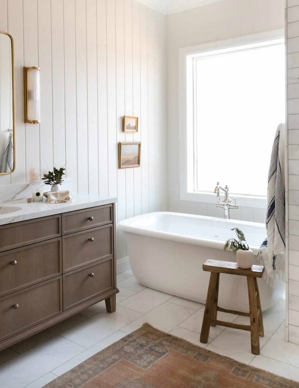 30 Best Bathroom Paint Colors Designers Love in 2024