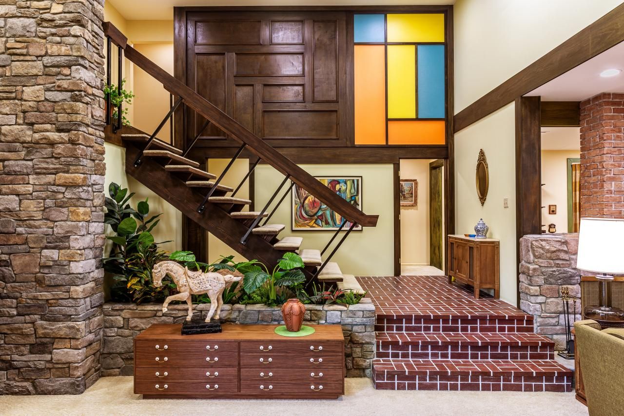Sitcom Style : Inside America's Favorite TV Homes by Diana