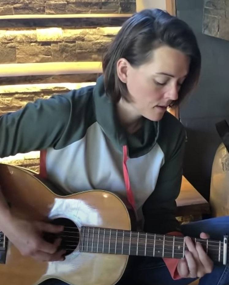 brandi carlile pays tribute to john prine with "hello in there"