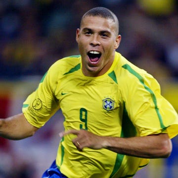 ronaldo 2002 haircut