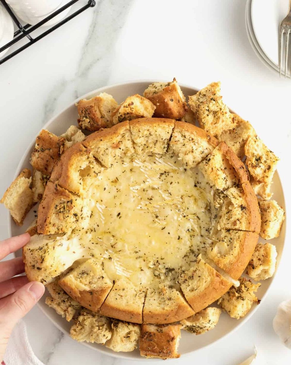 bread bowl recipes garlic butter baked brie
