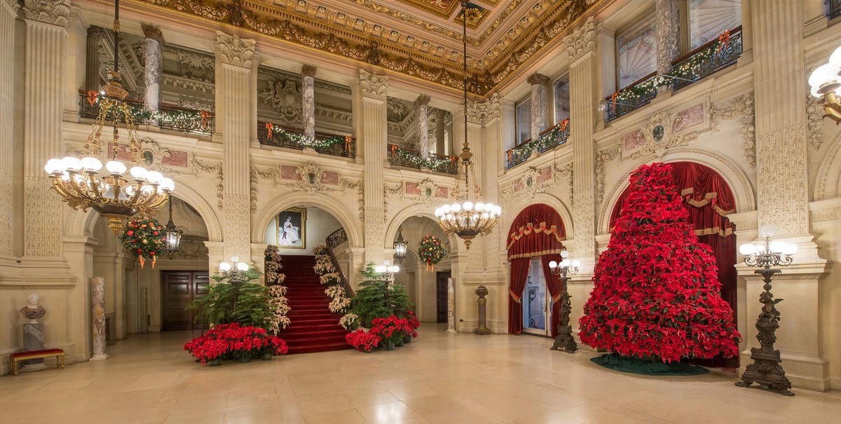 How Newport's Mansions Are Decorated for Christmas The Breakers