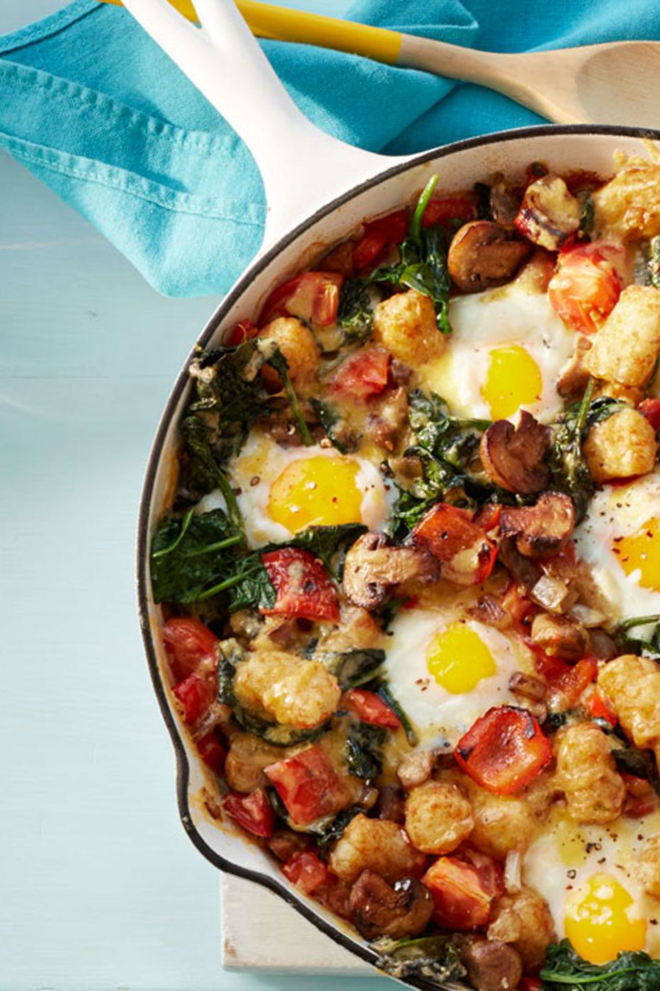 breakfast ideas with eggs tater tot bake