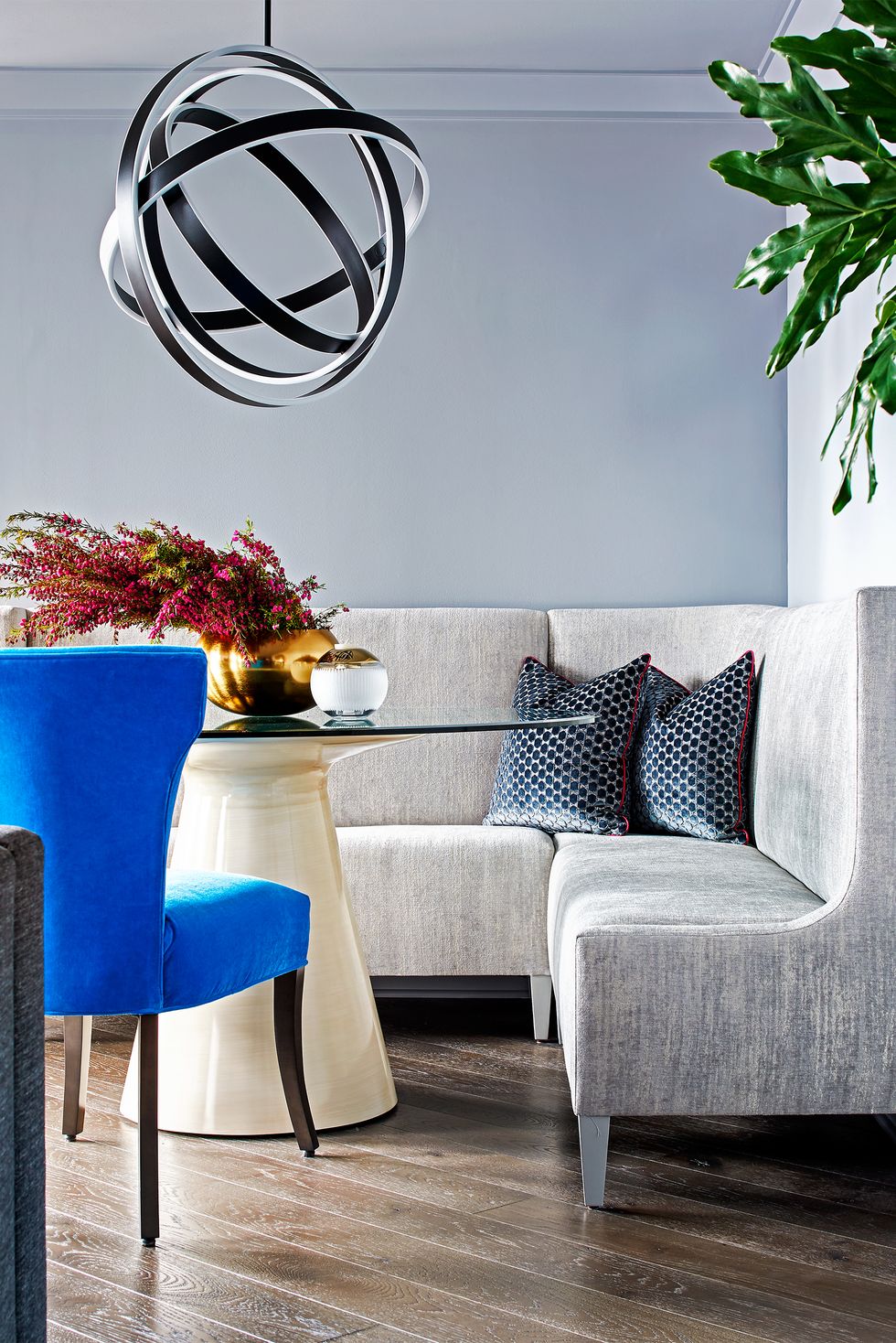 Blue, Room, Furniture, Cobalt blue, Wall, Interior design, Floor, Table, Living room, Design, 