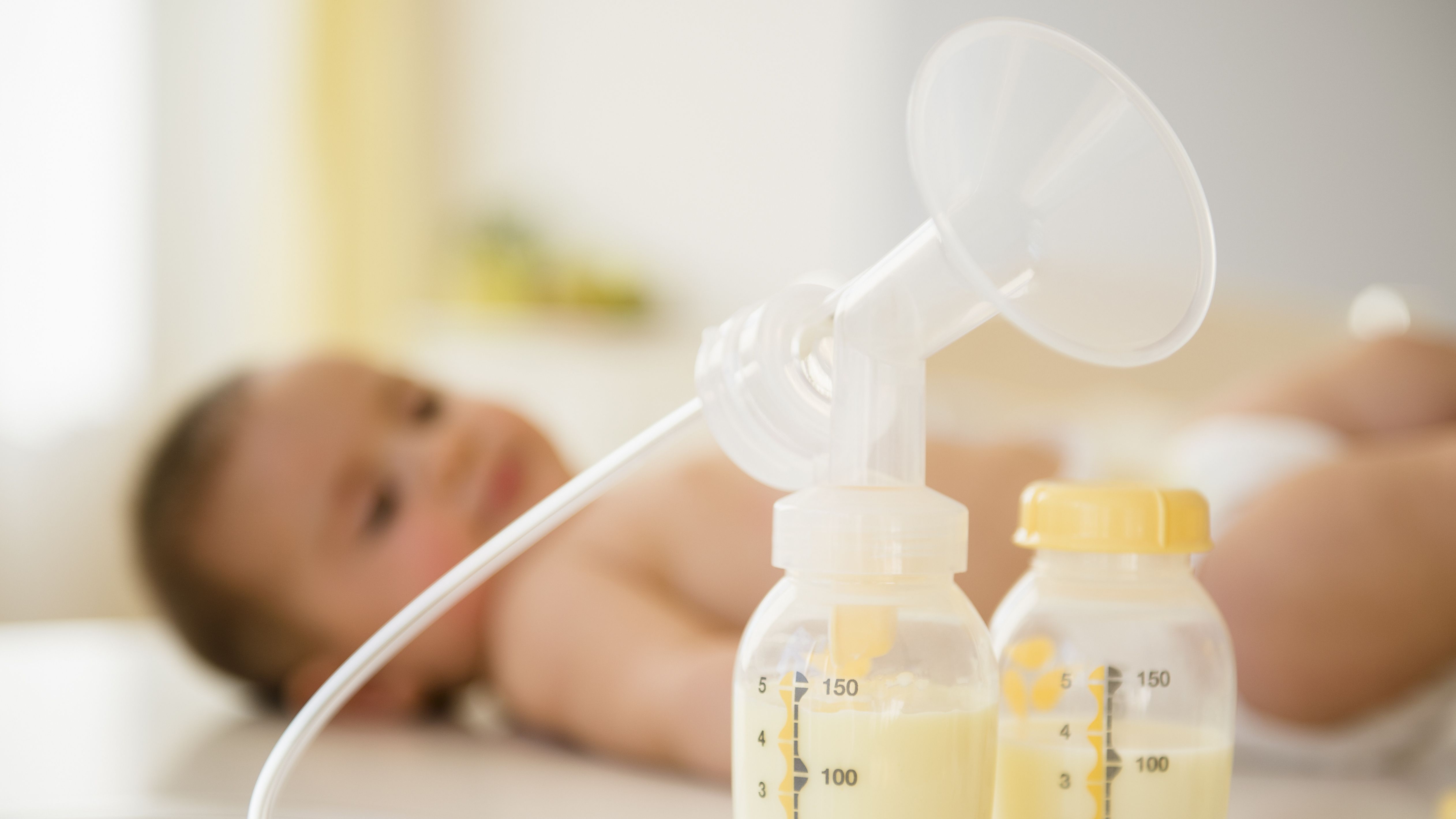 How to Store Breast Milk - Lovely Lucky Life