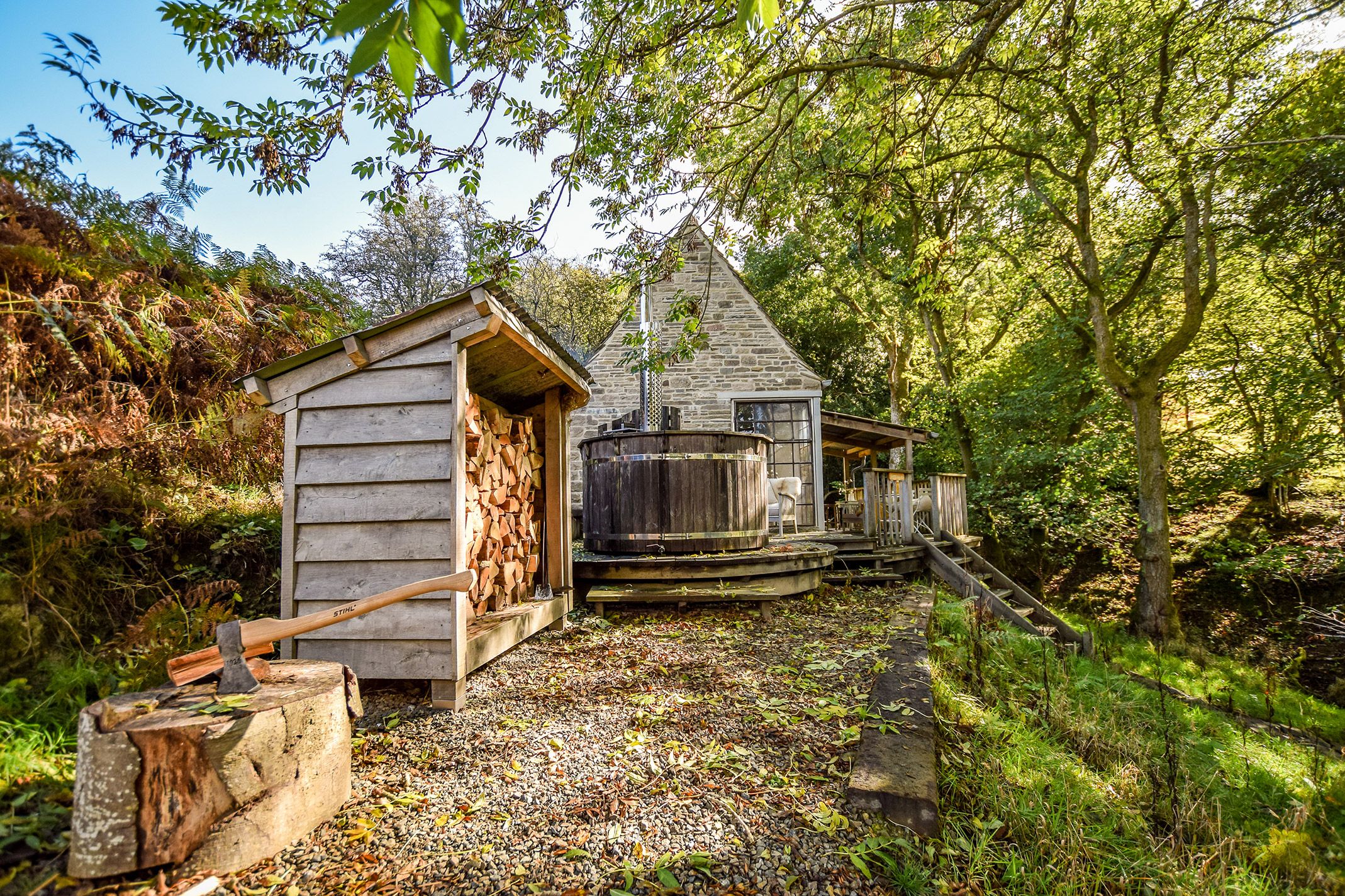 Plan Your Next Staycation At This Off-Grid Bothy, Brecon Beacons