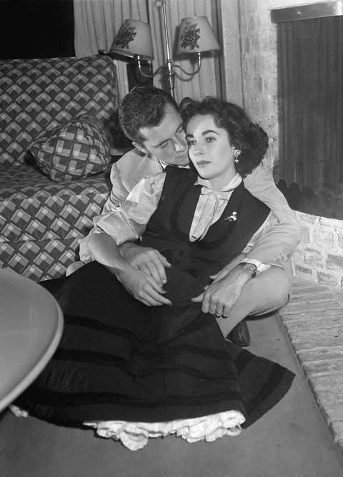 nick hilton relaxing with elizabeth taylor at home