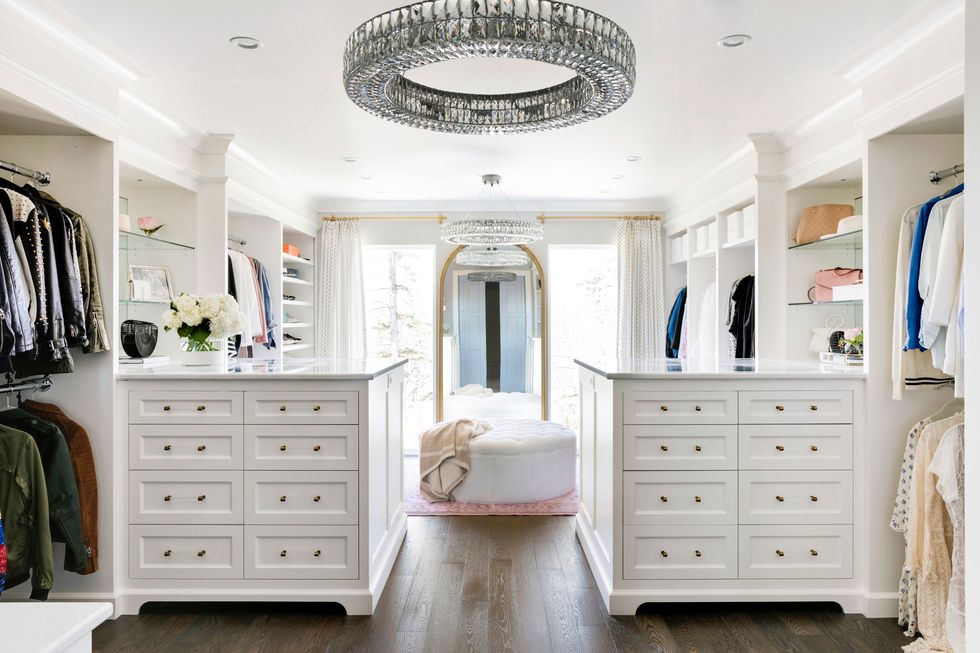 Chest of drawers, White, Room, Furniture, Property, Interior design, Ceiling, Drawer, Bedroom, Closet, 